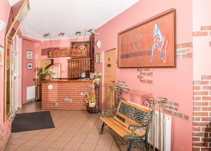 Inter Sport Sobieski אורחן